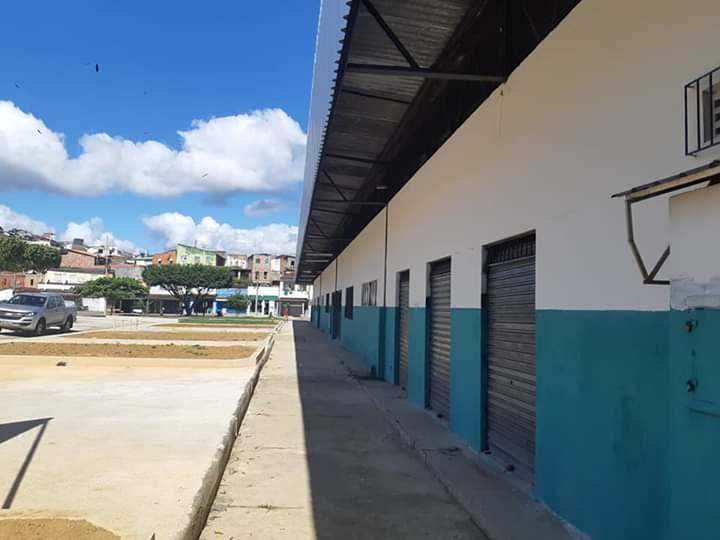 Prefeito se recebe Chefe de Gabinete do estado para avaliar conclusão do Centro de Abastecimento